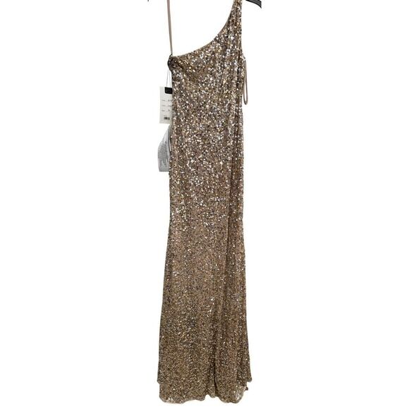 Mac Duggal Beige Sequin One Shoulder Gown With Slit - Size 4 - NWT - Picture 6 of 6